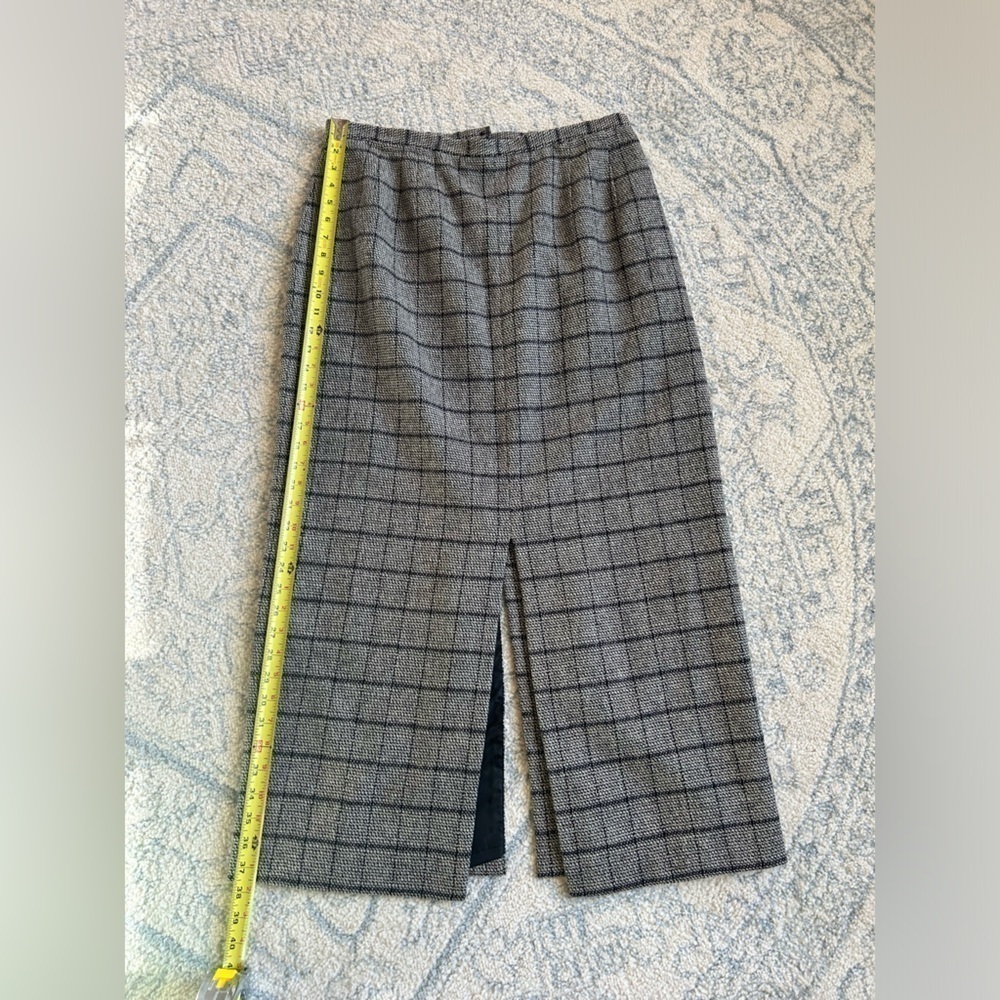 Harvé Benard Vintage 90s 100% Wool Plaid Skirt Women’s size 14 - Picture 8 of 10